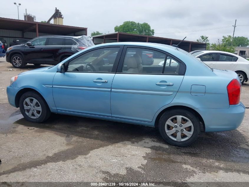 2010 Hyundai Accent Gls VIN: KMHCN4AC1AU487830 Lot: 39431239