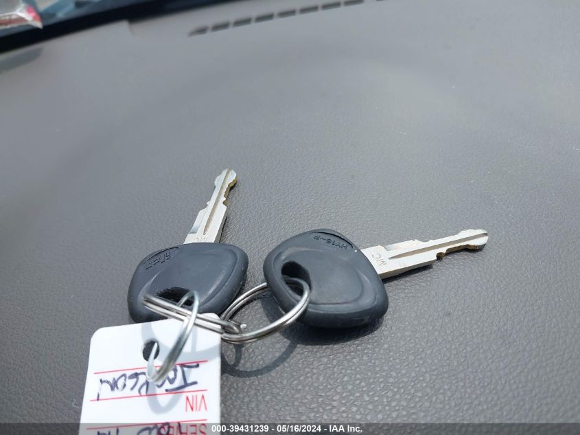 2010 Hyundai Accent Gls VIN: KMHCN4AC1AU487830 Lot: 39431239