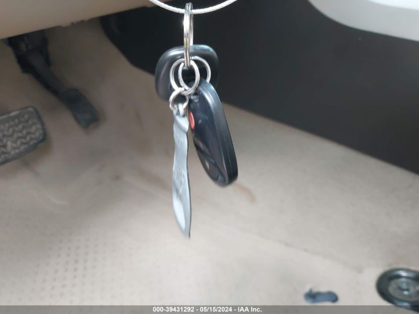 2008 Toyota Tundra Sr5 5.7L V8 VIN: 5TBBV54118S520283 Lot: 39431292