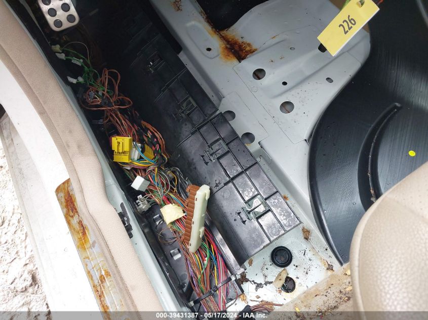 2011 Mercedes-Benz C 300 Luxury 4Matic/Sport 4Matic VIN: WDDGF8BB1BR168843 Lot: 39431387