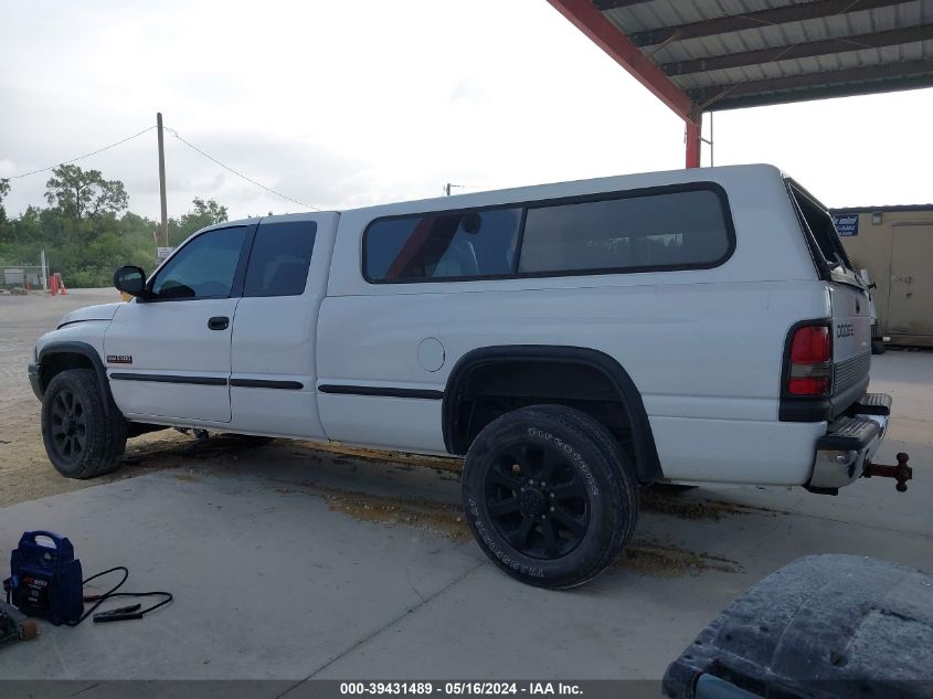 1998 Dodge Ram 2500 VIN: 3B7KC2263WG195724 Lot: 39431489