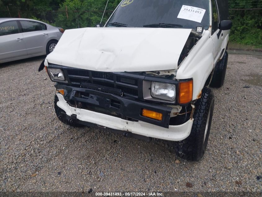 1986 Toyota 4Runner Rn60 VIN: JT4RN62D3G0020748 Lot: 39431493