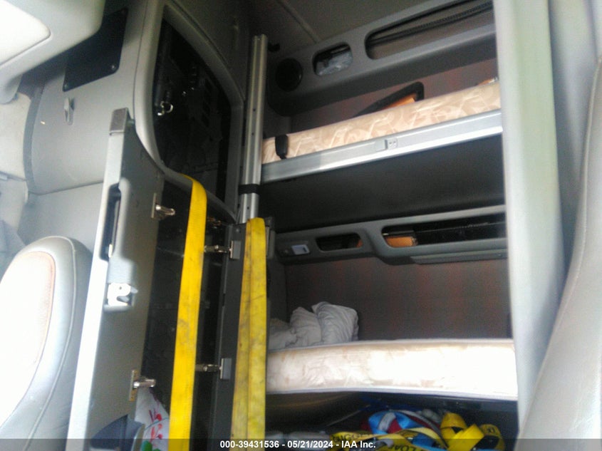 2019 Volvo Vnl Vnl VIN: 4V4NC9EJXKN905200 Lot: 39431536