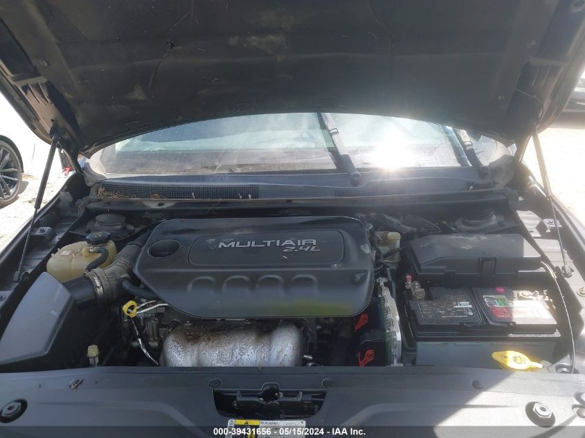 2015 Chrysler 200 Limited VIN: 1C3CCCAB4FN660287 Lot: 39431656