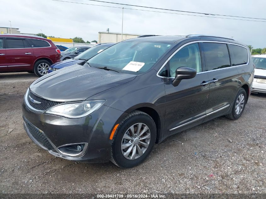 2019 Chrysler Pacifica Touring L VIN: 2C4RC1BG6KR547846 Lot: 39431709