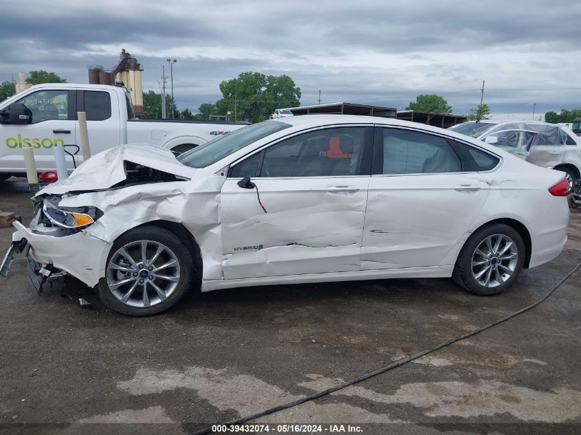 2017 Ford Fusion Hybrid Se VIN: 3FA6P0LU0HR228909 Lot: 39432074