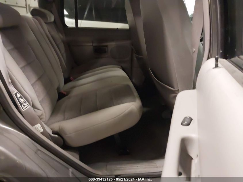 1999 Ford Explorer VIN: 1FMZU34E7XUC07471 Lot: 39432125