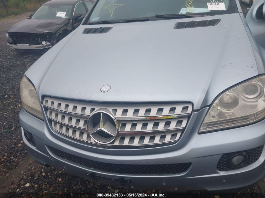 2007 Mercedes-Benz Ml 500 4Matic VIN: 4JGBB75E67A204690 Lot: 39432133