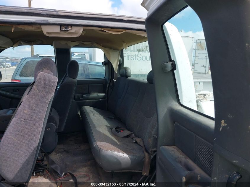 2003 Chevrolet Silverado 2500Hd VIN: 1GCHC29UX3E206638 Lot: 39432153