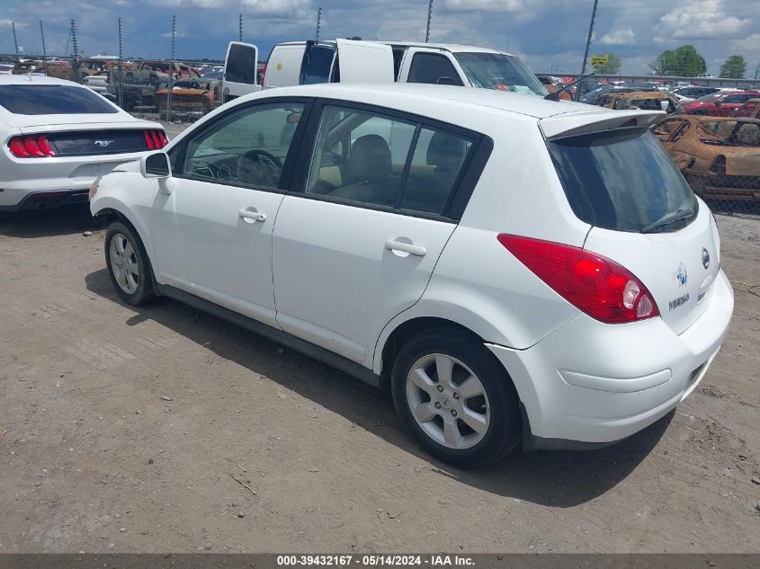 2008 Nissan Versa 1.8Sl VIN: 3N1BC13E88L400449 Lot: 39432167