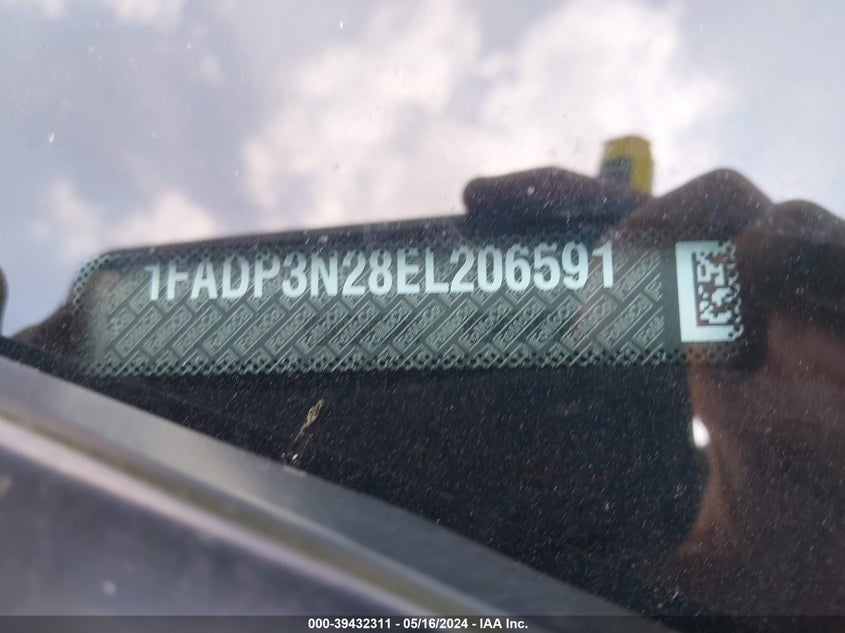 2014 Ford Focus Titanium VIN: 1FADP3N28EL206591 Lot: 39432311