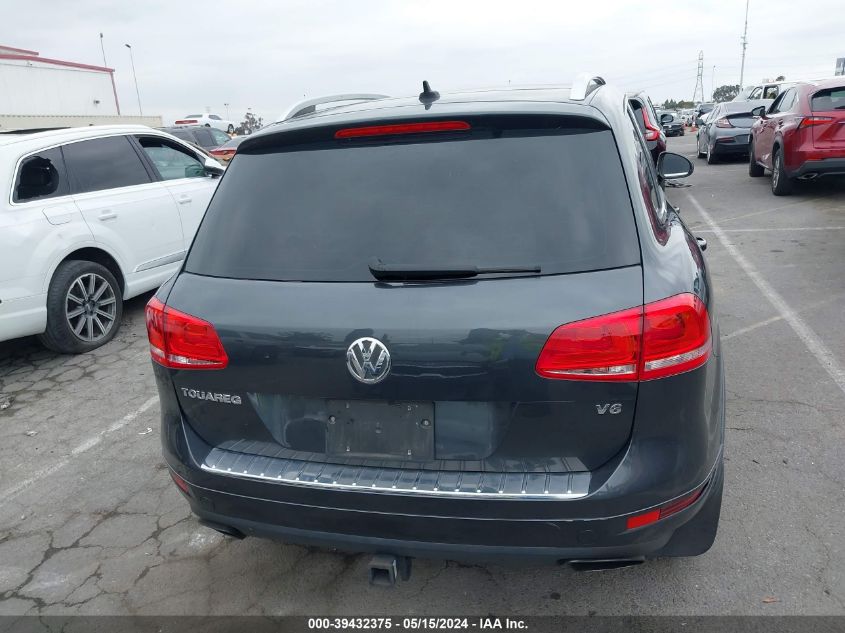 2014 Volkswagen Touareg 3.6L Lux VIN: WVGEF9BP8FD006418 Lot: 39432375