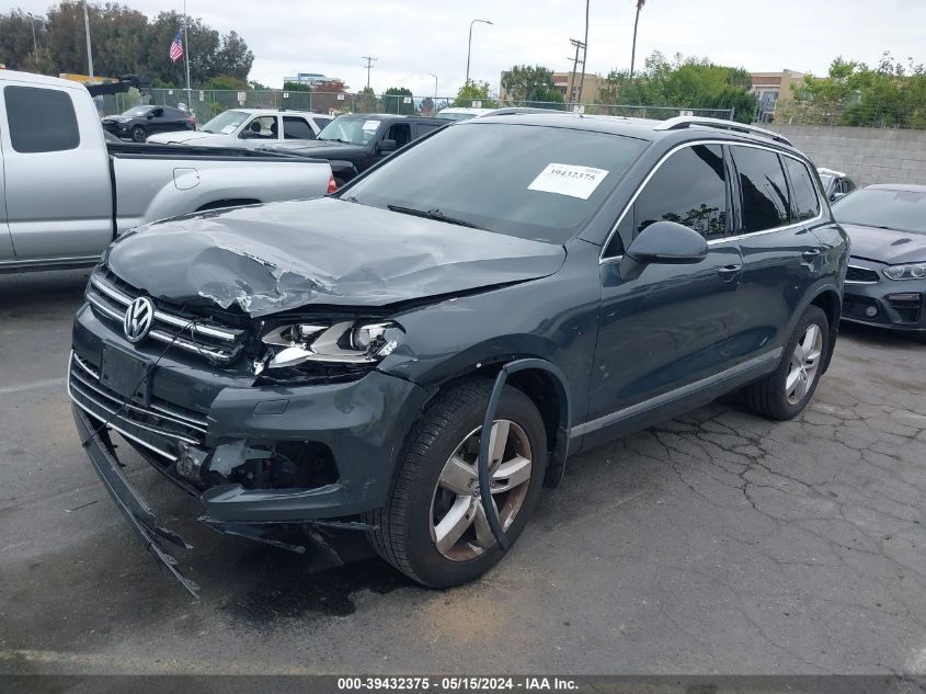 2014 Volkswagen Touareg 3.6L Lux VIN: WVGEF9BP8FD006418 Lot: 39432375