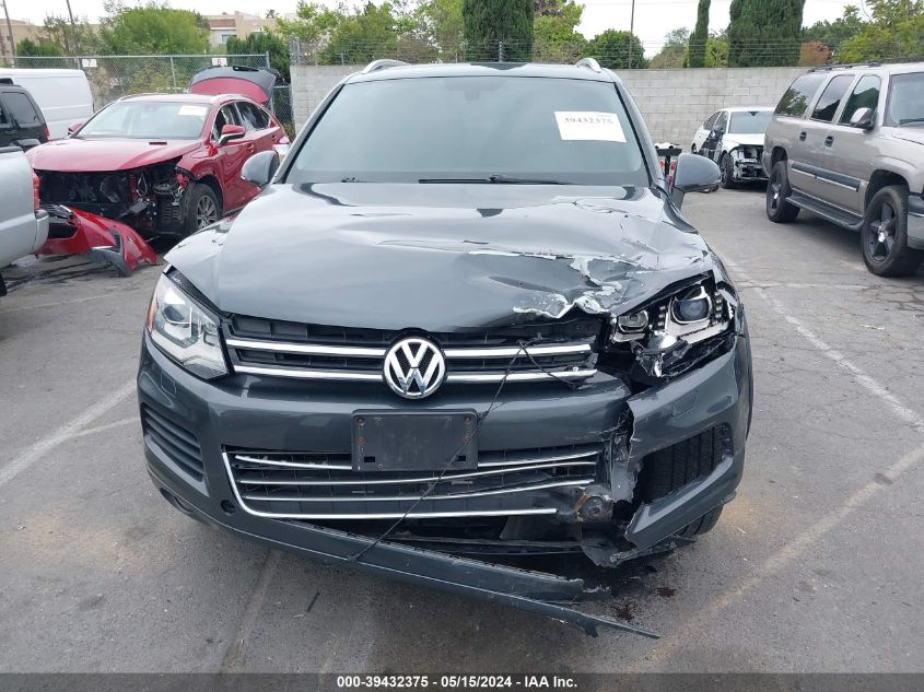 2014 Volkswagen Touareg 3.6L Lux VIN: WVGEF9BP8FD006418 Lot: 39432375