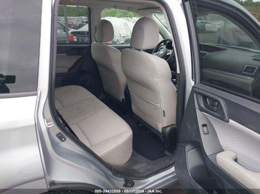 2017 Subaru Forester 2.5I Premium VIN: JF2SJAEC4HG467005 Lot: 39432559