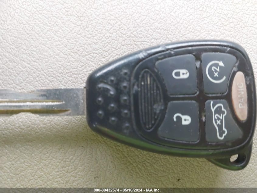 2007 Jeep Commander Limited VIN: 1J8HG58217C690716 Lot: 39432574