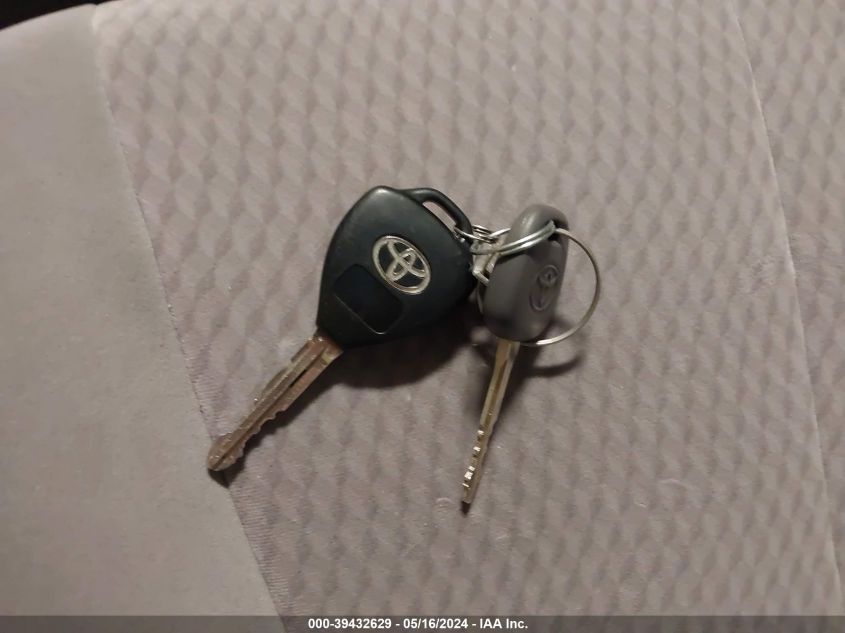 2010 Toyota Camry Le VIN: 4T4BF3EK5AR069426 Lot: 39432629