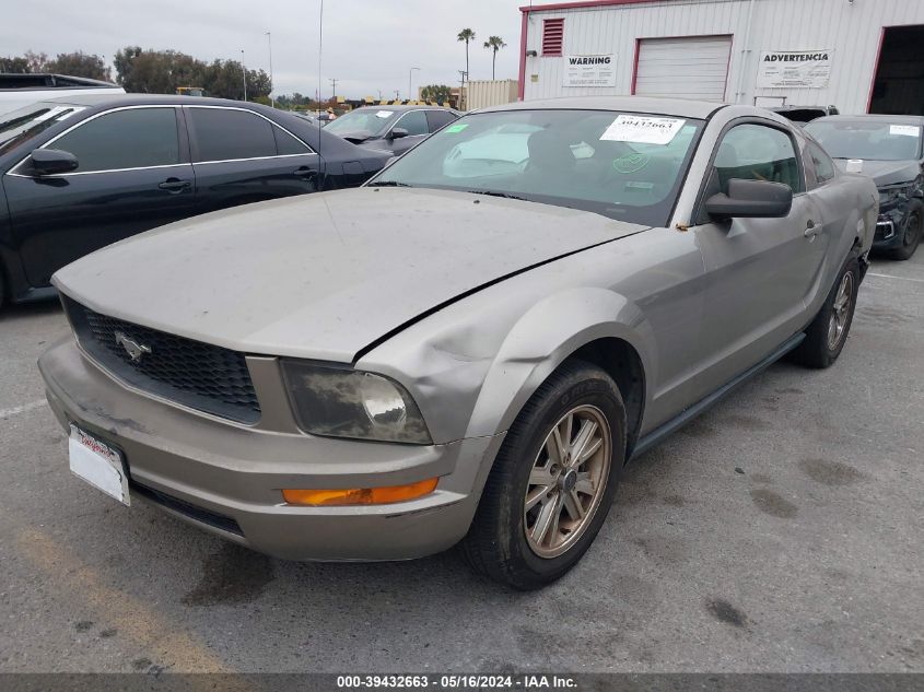 2008 Ford Mustang V6 Deluxe VIN: 1ZVHT80N785132849 Lot: 39432663