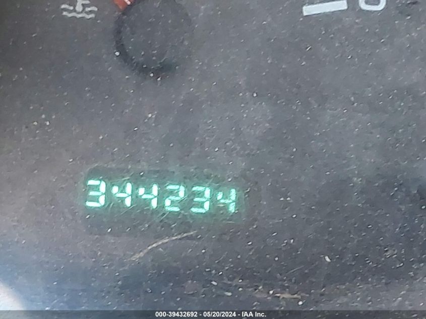 1999 Dodge Ram 2500 St VIN: 3B7KF2362XG128393 Lot: 39432692