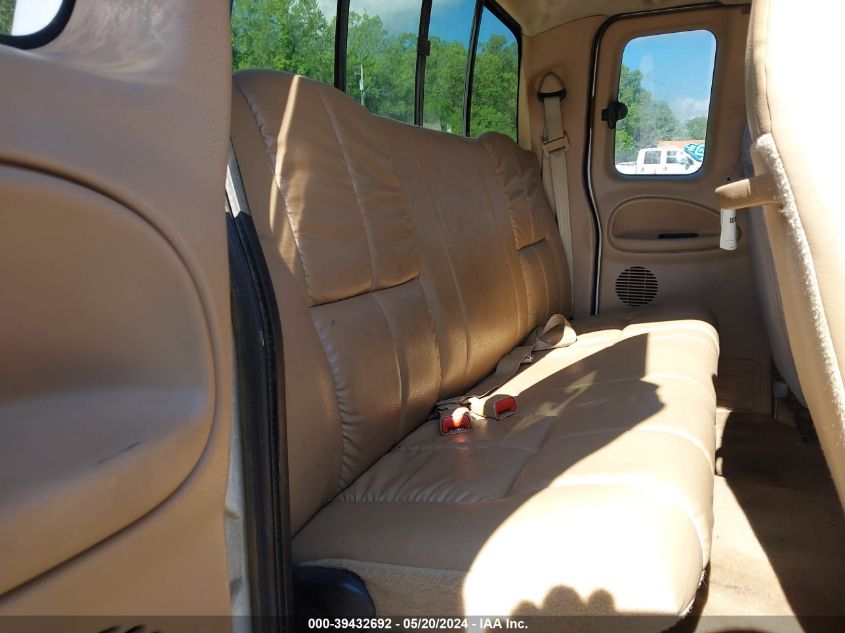 1999 Dodge Ram 2500 St VIN: 3B7KF2362XG128393 Lot: 39432692