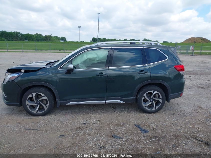2022 Subaru Forester Touring VIN: JF2SKARCXNH526068 Lot: 39432706