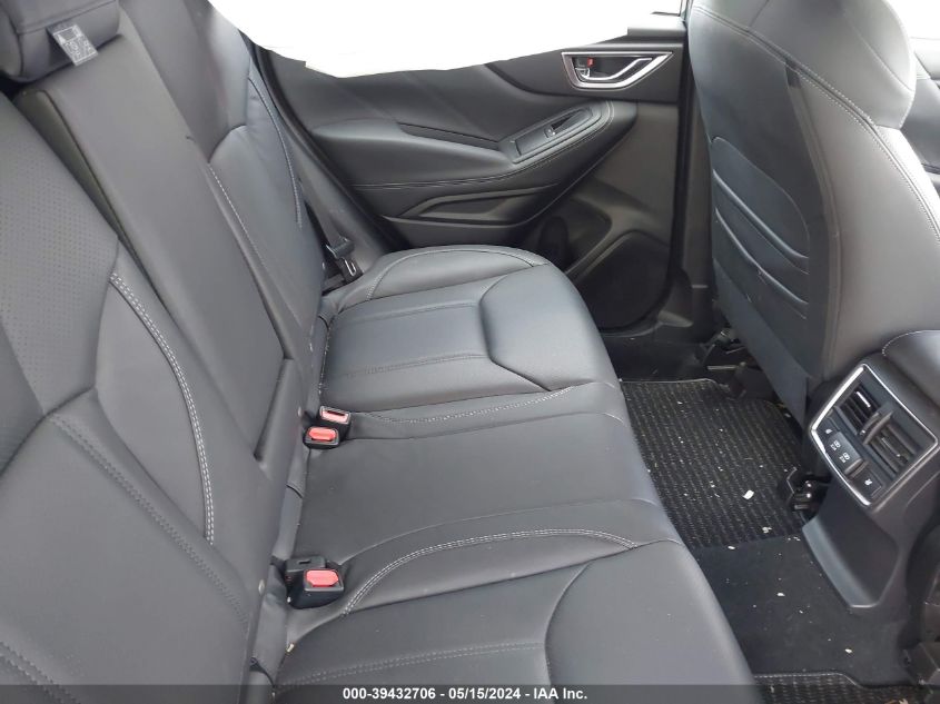 2022 Subaru Forester Touring VIN: JF2SKARCXNH526068 Lot: 39432706