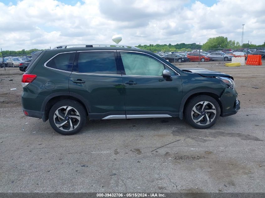 2022 Subaru Forester Touring VIN: JF2SKARCXNH526068 Lot: 39432706