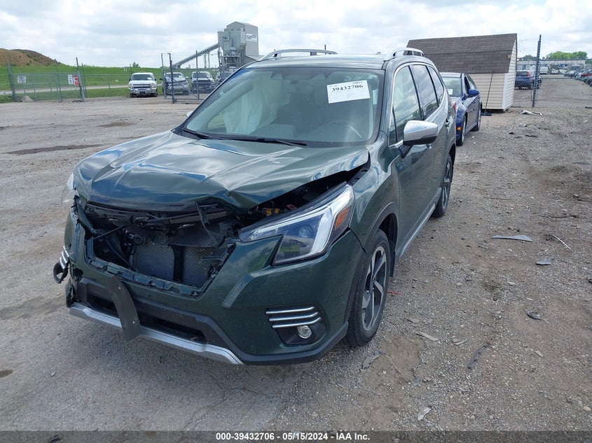 2022 SUBARU FORESTER VIN: JF2SKARCXNH526068