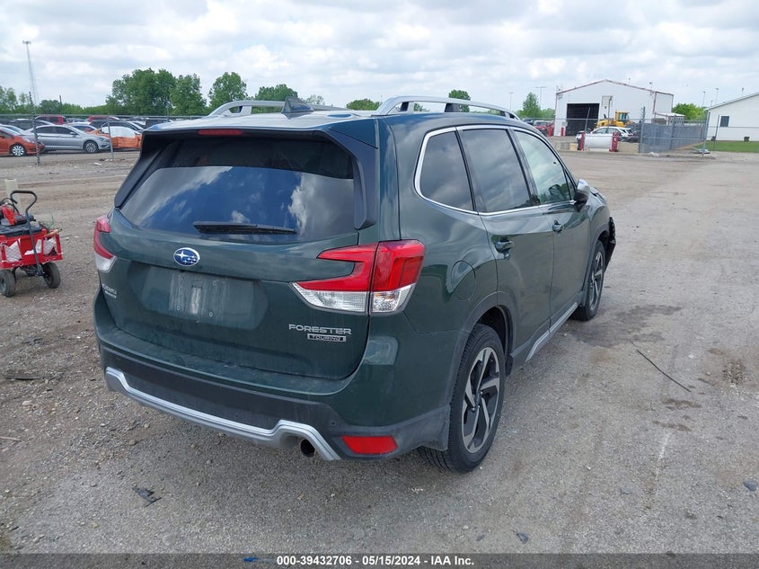 2022 SUBARU FORESTER VIN: JF2SKARCXNH526068