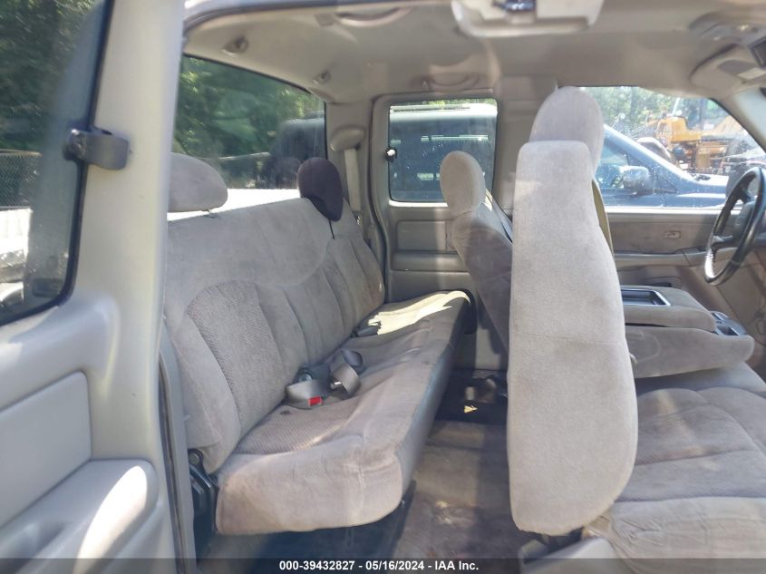 2000 Chevrolet Silverado 1500 Ls VIN: 1GCEC19V7YZ270318 Lot: 39432827