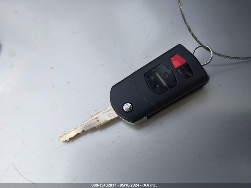 2011 Mazda Mazda3 S Grand Touring VIN: JM1BL1W65B1402000 Lot: 39432837