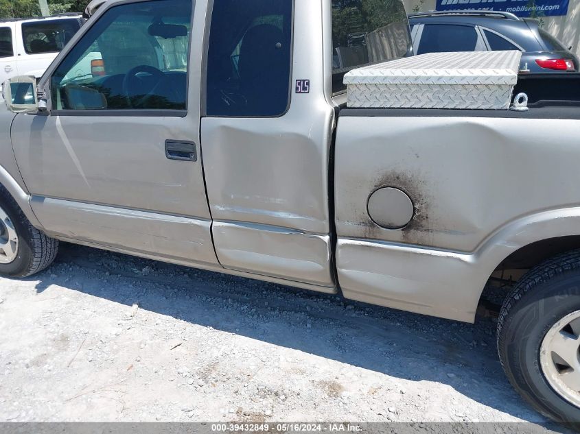 2001 GMC Sonoma VIN: 1GTCS19W718200025 Lot: 39432849