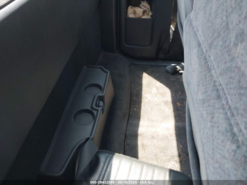 2001 GMC Sonoma VIN: 1GTCS19W718200025 Lot: 39432849