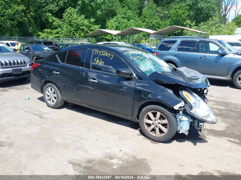 VIN 3N1CN7AP7KL869416 2019 Nissan Versa, 1.6 SV no.1