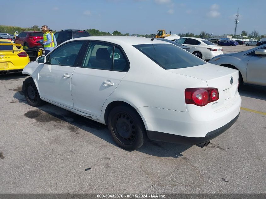 2010 Volkswagen Jetta S VIN: 3VWJX7AJ9AM002728 Lot: 39432876