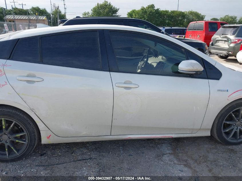 2016 Toyota Prius Three Touring VIN: JTDKARFU8G3027041 Lot: 39432907