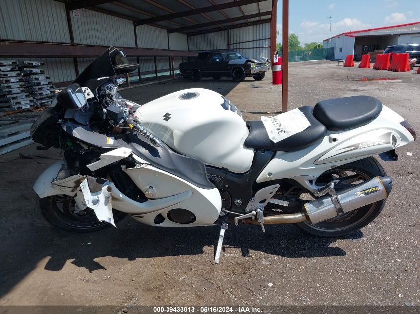 2011 Suzuki Gsx1300 R VIN: JS1GX72AXB2100892 Lot: 39433013