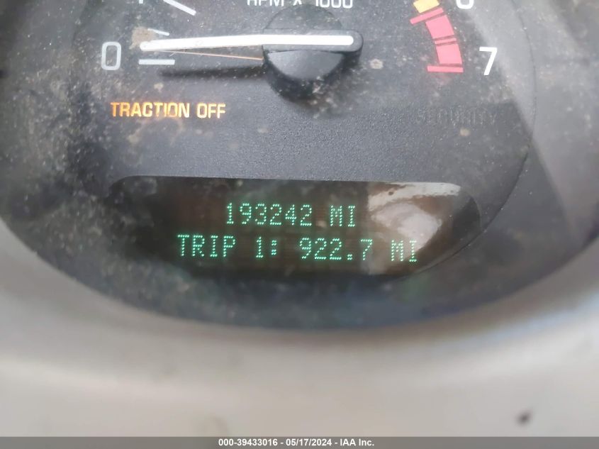 2000 Buick Lesabre Limited VIN: 1G4HR54K1YU136008 Lot: 39433016