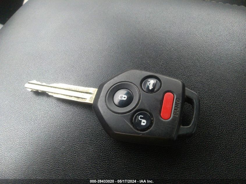 2015 Subaru Legacy 2.5I Premium VIN: 4S3BNAD66F3053985 Lot: 39433020