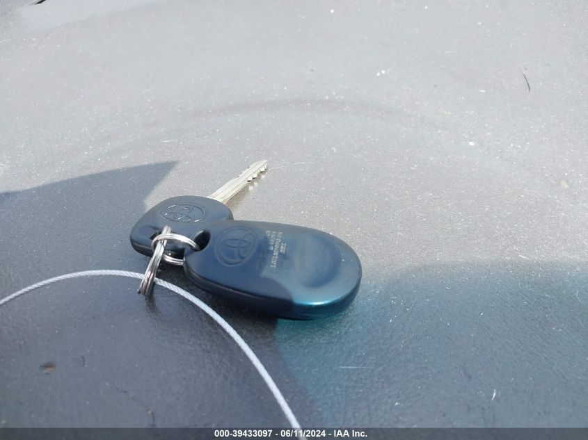 2008 Toyota Sienna Xle VIN: 5TDZK22C88S200749 Lot: 39433097