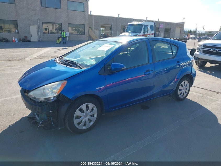 2013 Toyota Prius C Three VIN: JTDKDTB31D1058690 Lot: 39433224