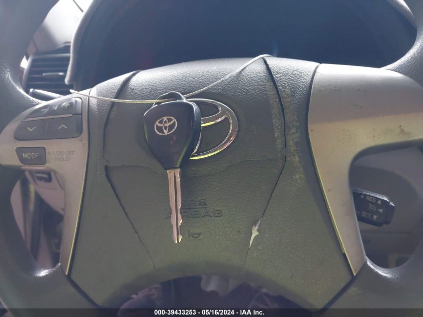 2009 Toyota Camry Le VIN: 4T1BE46K29U266180 Lot: 39433253