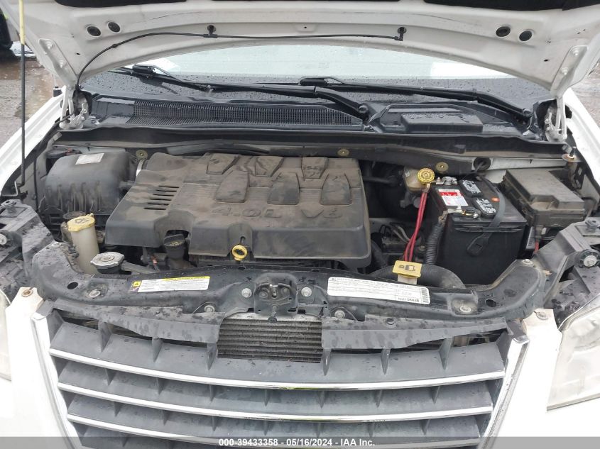 2010 Chrysler Town & Country Limited VIN: 2A4RR6DX4AR142490 Lot: 39433358