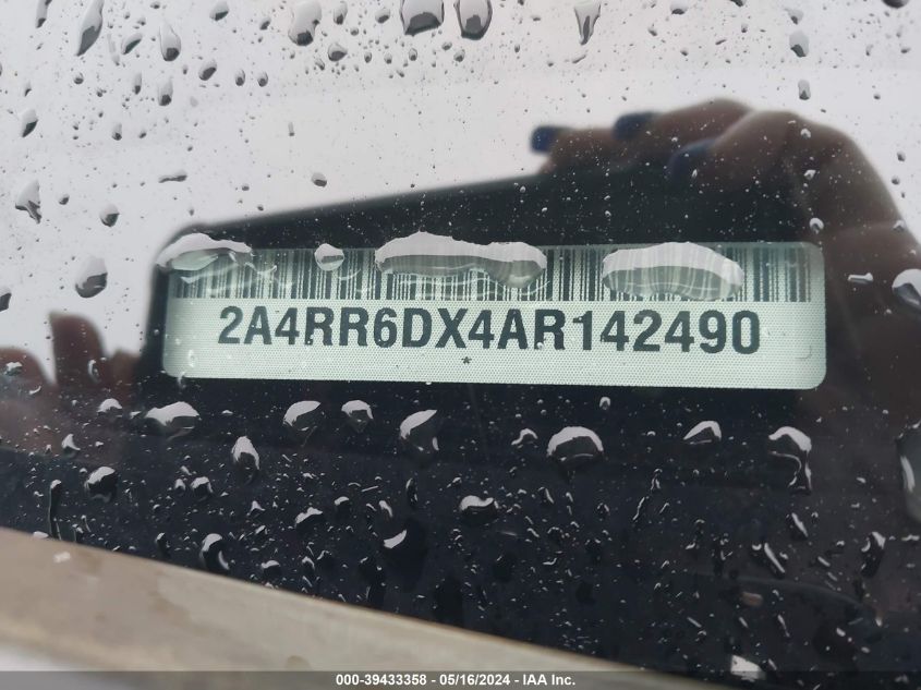 2010 Chrysler Town & Country Limited VIN: 2A4RR6DX4AR142490 Lot: 39433358