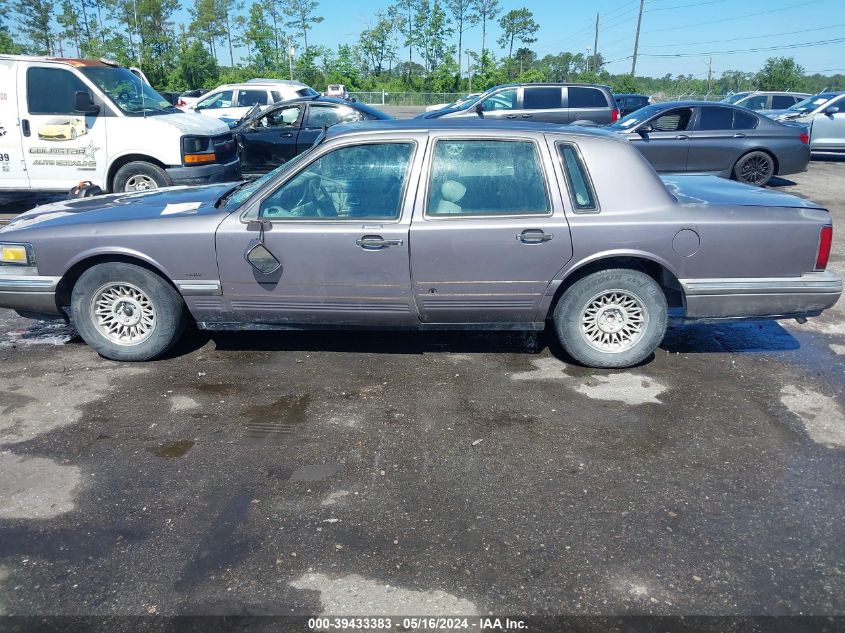 1996 Lincoln Town Car Executive VIN: 1LNLM81W4TY723502 Lot: 39433383