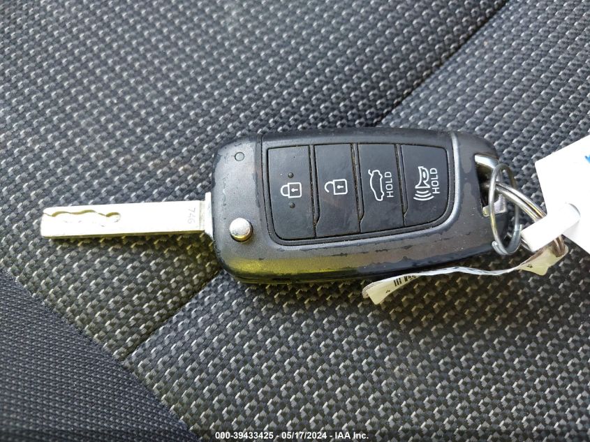 2020 Hyundai Accent Se VIN: 3KPC24A67LE110038 Lot: 39433425