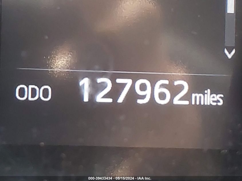 2021 Toyota Camry Le VIN: 4T1C11AK6MU480443 Lot: 39433434