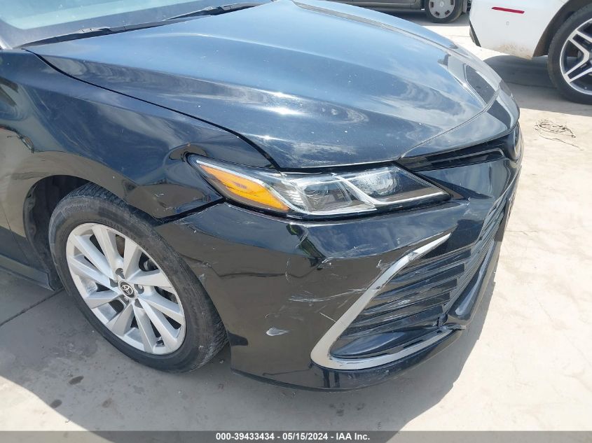 2021 Toyota Camry Le VIN: 4T1C11AK6MU480443 Lot: 39433434