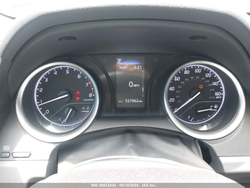 2021 Toyota Camry Le VIN: 4T1C11AK6MU480443 Lot: 39433434