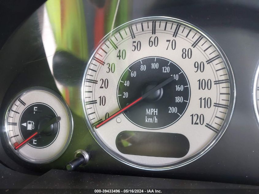 2001 Chrysler Town & Country Limited VIN: 2C8GP64L11R356027 Lot: 39433496